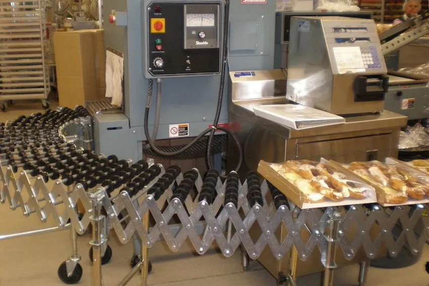 Industrial bakery and pastry packaging line. Alcon makes cutting tools for the food processing and paper & packaging industries.